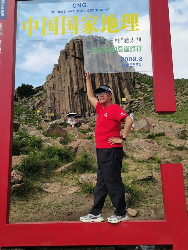 从张家口、宣化到太仆寺旗牛奶湖、石条山旅游，正好一天行程