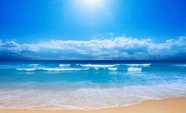 三亚和北海都住过，说句实话，两城相比，北海要比三亚好多了