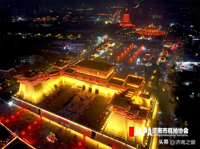 夜探隋唐：在光影里触摸洛阳的千年脉搏