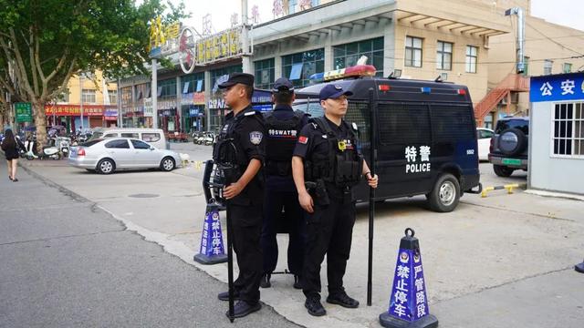 河南三门峡：清清卢氏 火热市集