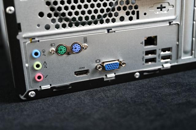 成本与效率的平衡：锐龙7 8700G与i7-14700谁更胜一筹？