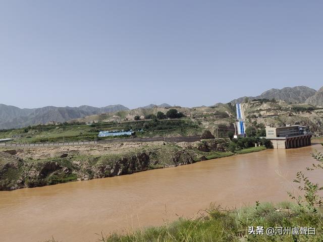 什川东北的黄河峡谷