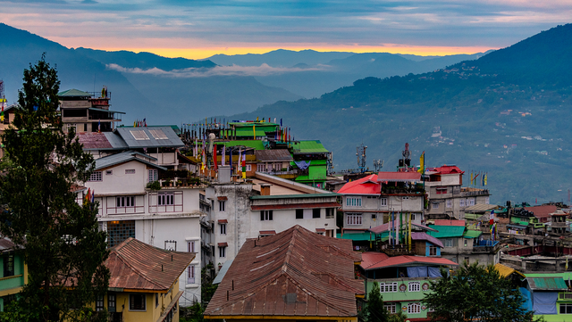 中不边境争端，藏南战略要地鲁林，可直插印度的咽喉之地