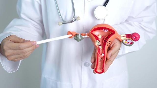 月经不调是宫寒惹的祸？提醒：若伴随这6种表现，要及时就医