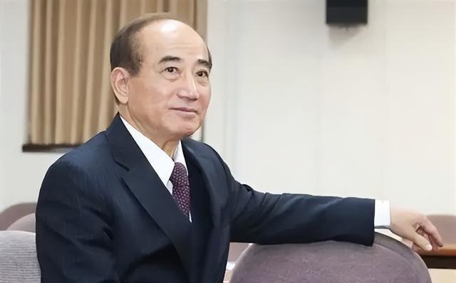 郝龙斌乐极生悲，连战出手相助，王金平暗自权衡，郑丽文气势如虹