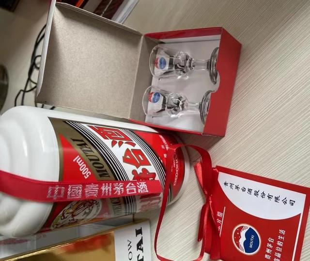 谁来救救茅台？中秋旺季跌破1800！名酒卖不出去背后原因令人唏嘘