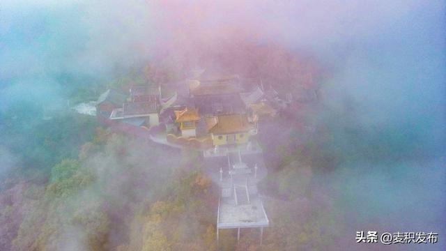 【东方微笑 多彩麦积】摄影师看麦积 | 龟凤山染金映云海