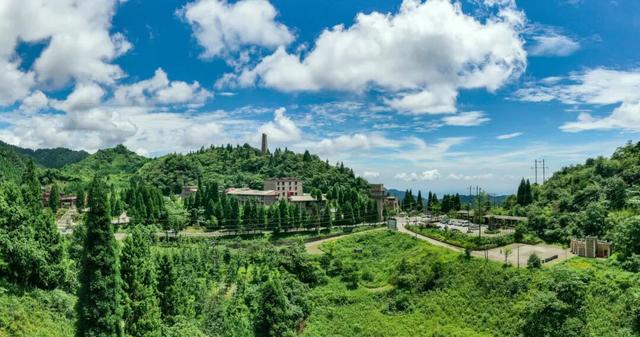 奔赴南宝山羌年庆典，邂逅“云上民族”的千年浪漫