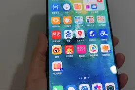 六年前的华为5G手机，二手依旧是“天价”！采用7.2寸巨屏图片