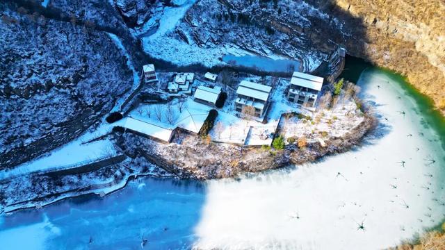 冬日奇境！巩义青龙山冰瀑即将“上线”