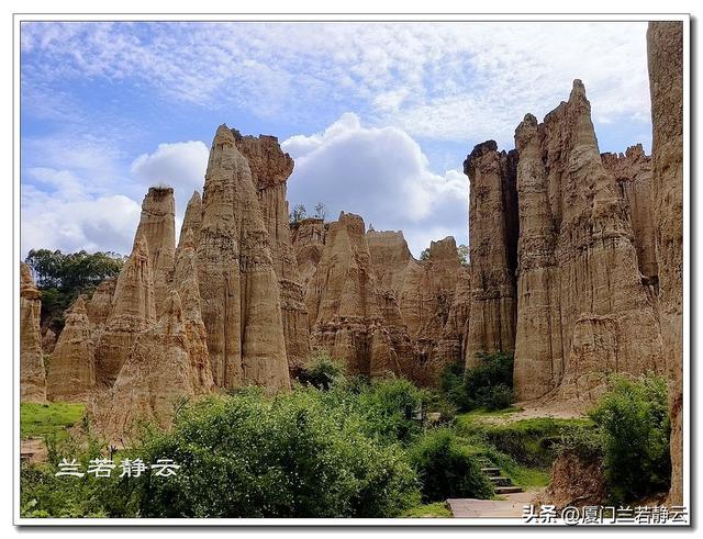 云南楚雄：元谋浪巴铺土林的地质奇观（含攻略）
