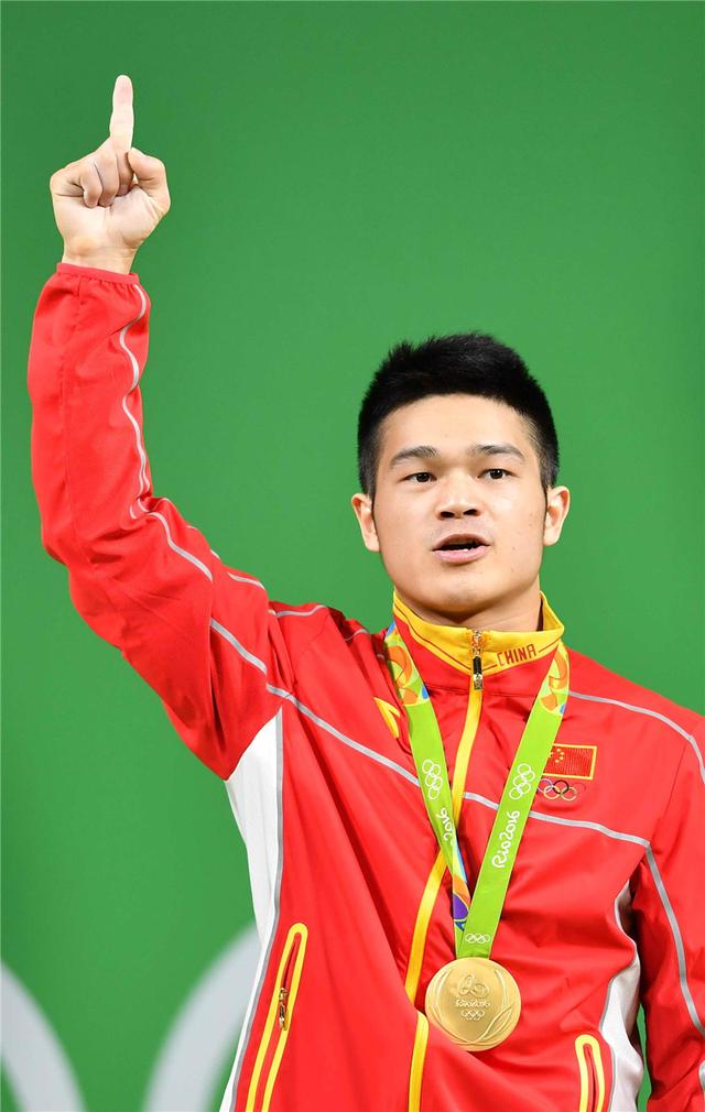 十五届全运会圆满落幕，5名运动员官宣退役，一个比一个可惜