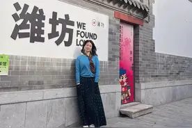 我经常出去旅游，看美景，吃美食，但是我从来不发朋友圈。图片