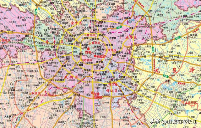 成都人口密度排首位的区，因一座祠堂而得名，夜市烟火气很浓！