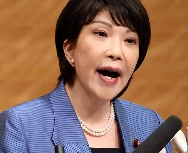 高市亮战争方案不到12小时，49条中日航线取消，中方罕见升级警告