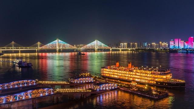 武汉太上头了：去之前我劝你别去——除非你做好这7个准备