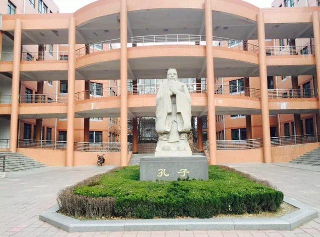 高考500分左右的你，选这6所大学，性价比很高考上就是赚吧