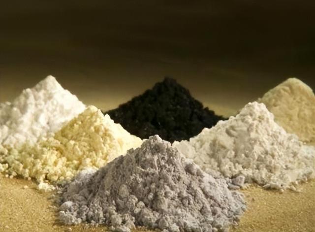 大结局要来？高市安排身后事，辞职条件已确定，中国73岁老将出山