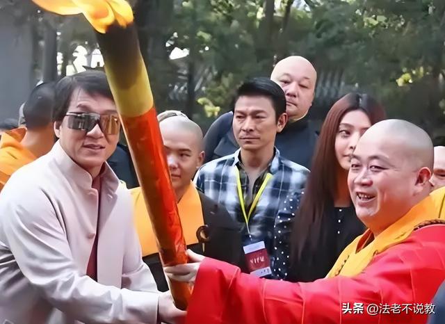 释永信落网第8天，“如来佛祖”饰演者朱龙广逝世，李连杰没说错