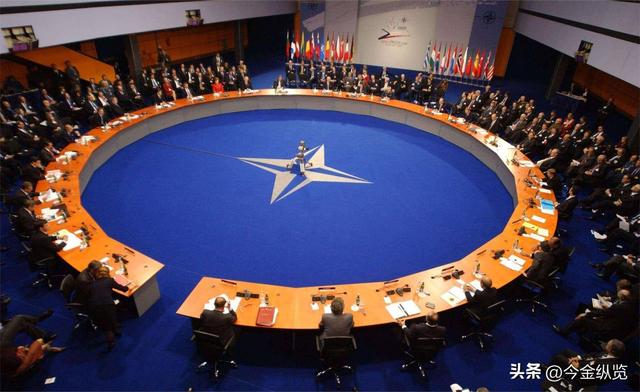 红军城告急！西方援助"断供"	、内鬼窃国	，泽连斯基真能撑过这寒冬