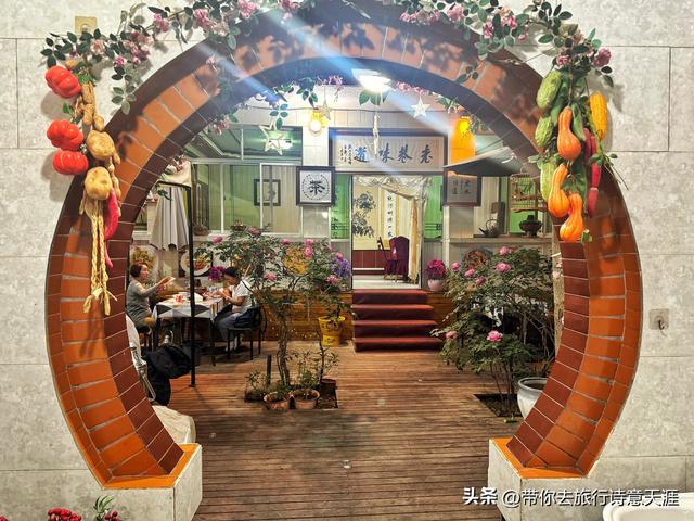 临夏老城区八坊十三巷，傍晚街巷漫步