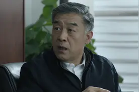 人民的名义：刘珊到汉东检察院，钟小艾直接打电话让季昌明去接人图片