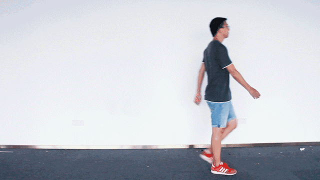 哈佛医生亲荐！倒走5分钟胜过正走万步，护膝还能练大脑