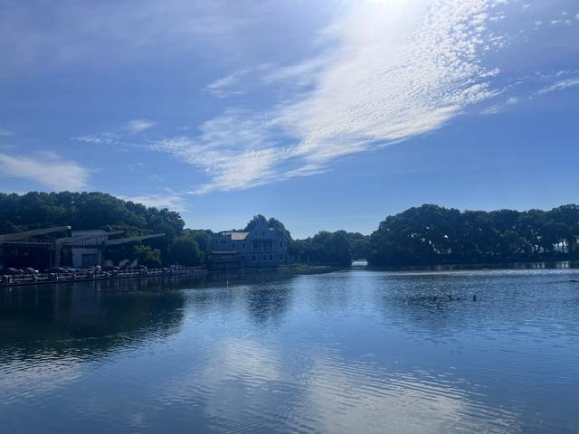 夏日西湖，8月9日。