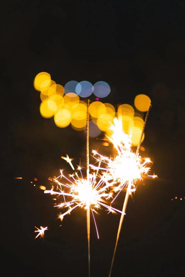 在临安,怎样才算“真土豪”?答案:买猪送房!