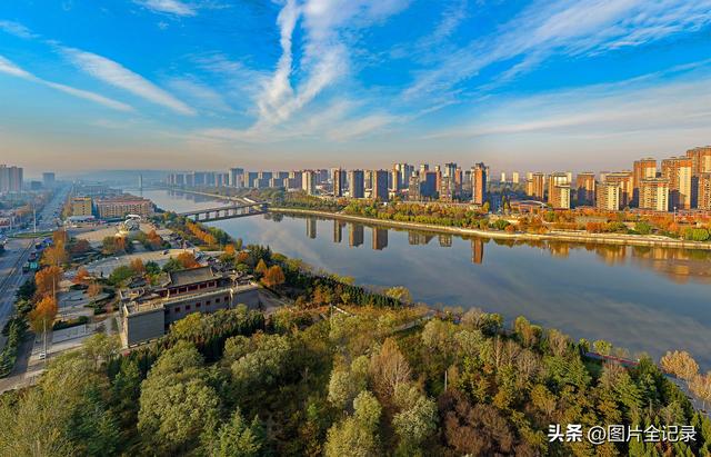 山西襄汾：城市公园 冬景如画