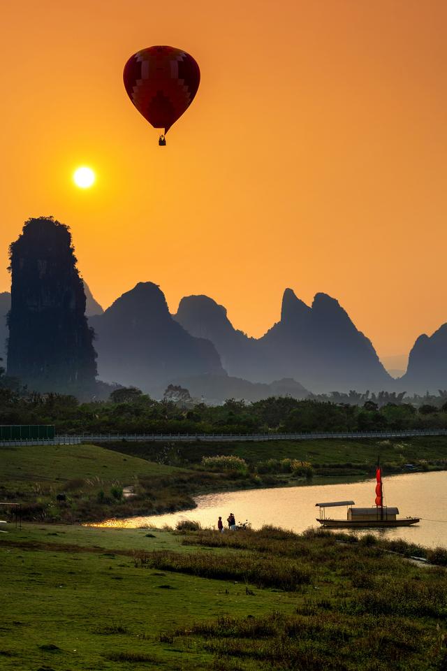 换个角度看桂林，在飞行中感受桂林之美！