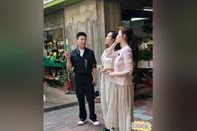 终于对李小冉的白有概念了 ​图片