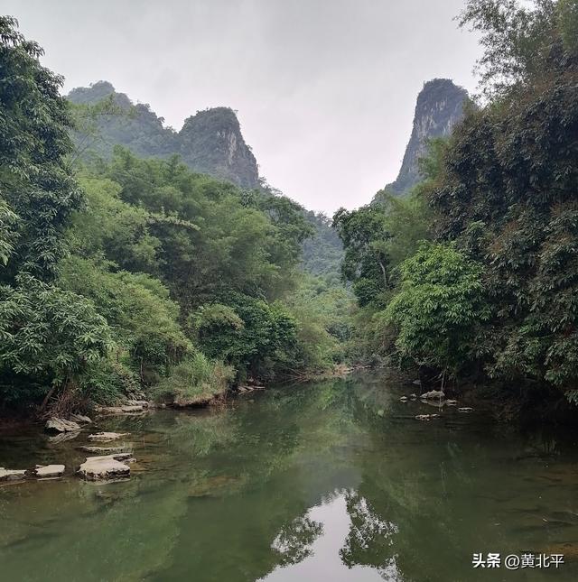 广西南宁市近郊有一座废弃的景区，当初游客日进千人当今寥寥无几