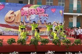 丛台区南吕固中心校第四幼儿园——六一儿童节大班舞蹈图片