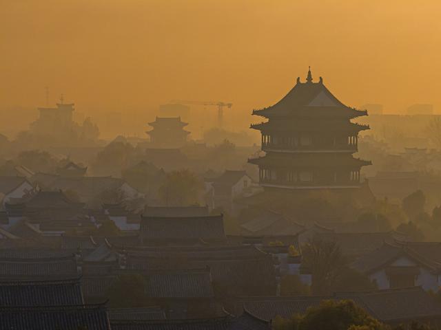 冬日下的台儿庄古城宛若一幅山水画卷