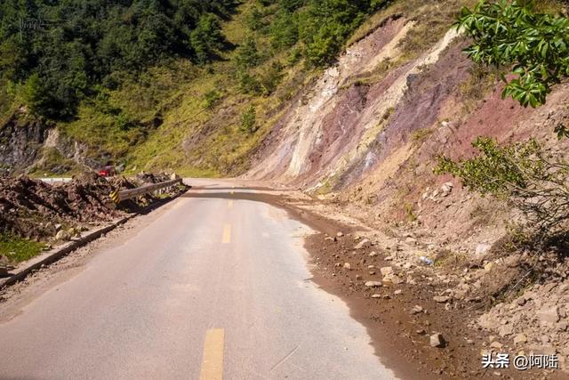 到大理自驾或者跑山，弥渡县和巍山古城之间的45公里堪称经典