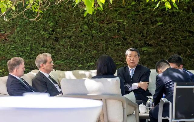 是否启程访华，特朗普表态了：除非中方先认输，否则不会动身