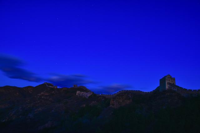夜幕下的金山岭长城！