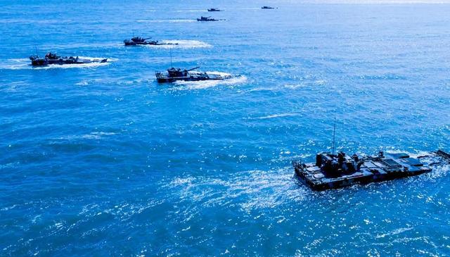 台海传出炮火声！台坦克榴弹炮集结调动，真敢对解放军开第一枪？