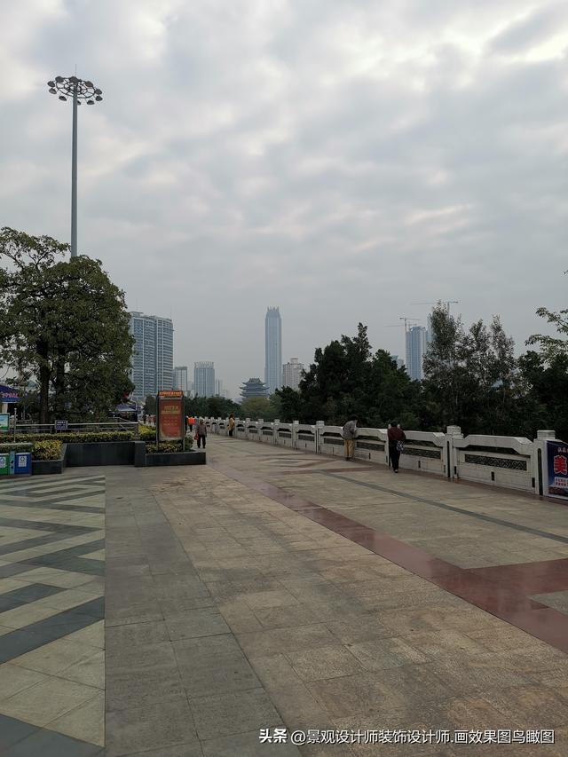 广西壮族自治区南宁市邕江大桥.民生广场