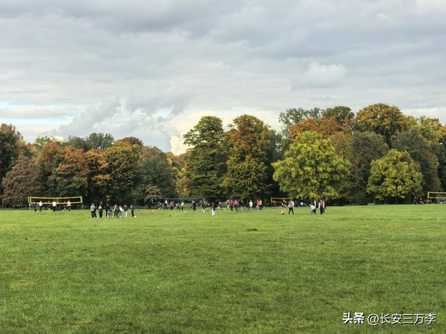 欧洲行第16天：探慕尼黑的苹果店，逛国王宫和英国花园