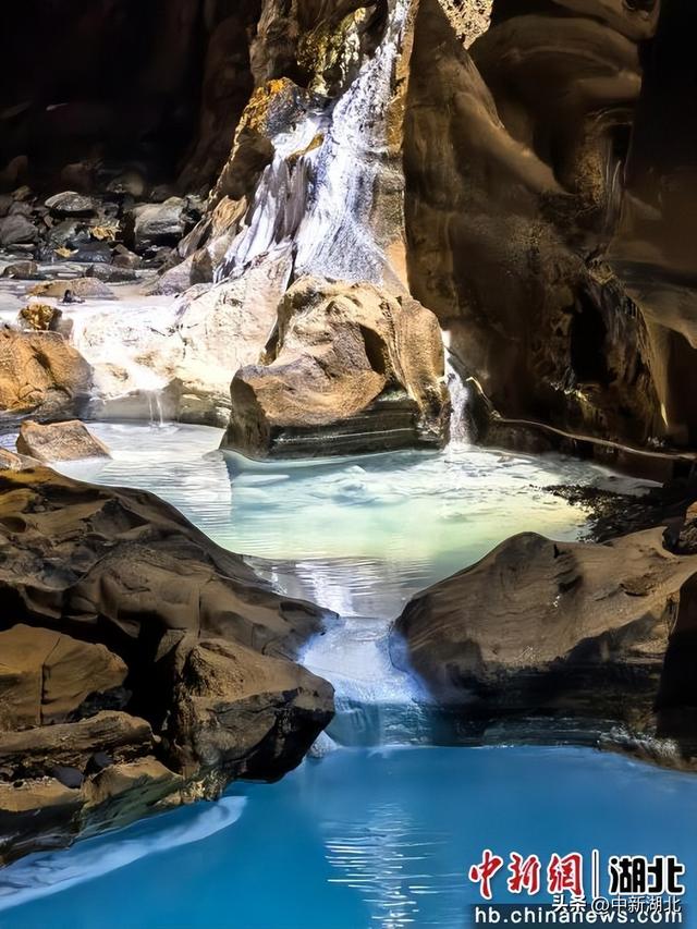 湖北恩施：秘境山水间，一程一世界