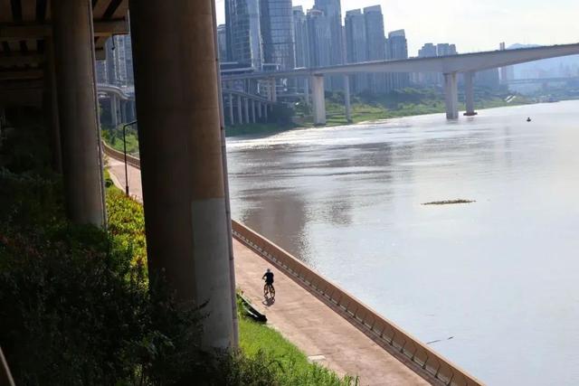 新地标+1！重庆人你们嘴不要那么严好吗？