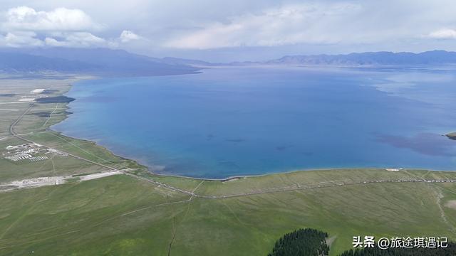 自驾赛里木湖环湖路，感受大西洋最后一滴眼泪的纯净之美