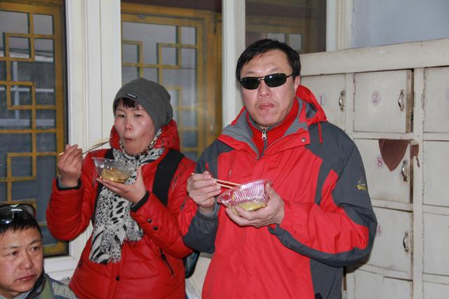 十二年前我在千山五龙宫寺庙吃粥！