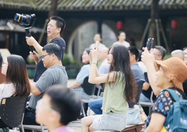 岭南和园换新启幕