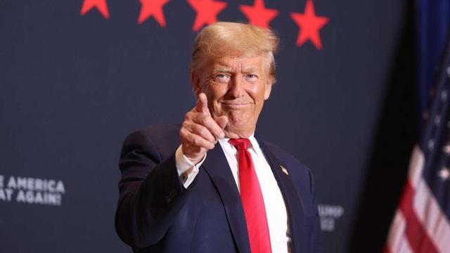 两手空空结束访华	，乌克兰收到的第一条消息，是特朗普掀翻谈判桌