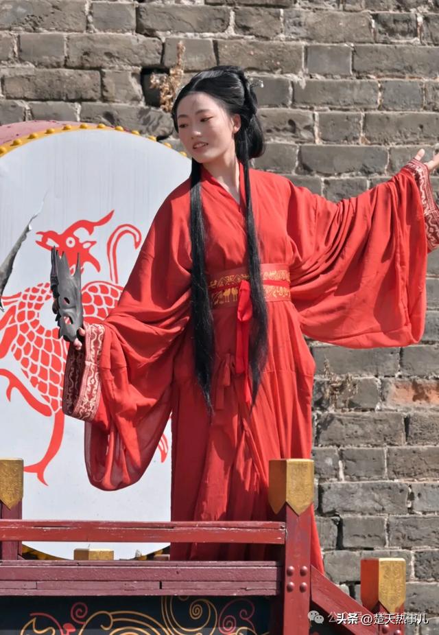 手握王炸!困在有历史没流量里,这次荆州古城全力冲5A志在必得!