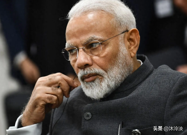 出大事了，特朗普或下台，印度将被征500%关税	，美国收获千万石油