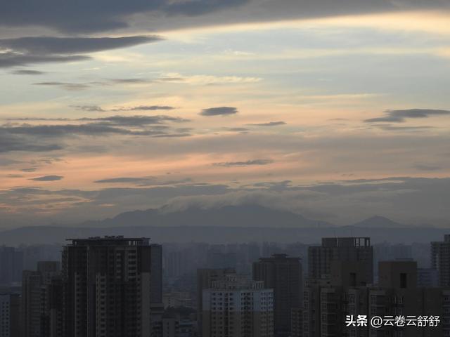 遥望玉山白鹿原，细辩骊山人祖庙